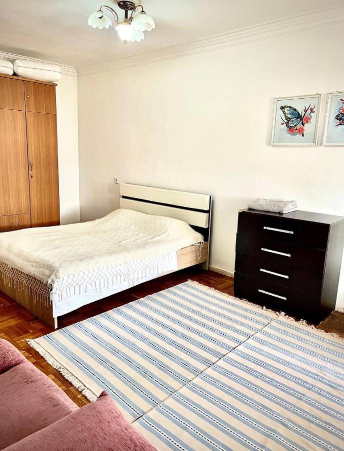 Cozy 2 Rooms Apartment In The Center, Free Wifi Dushanbe Luaran gambar